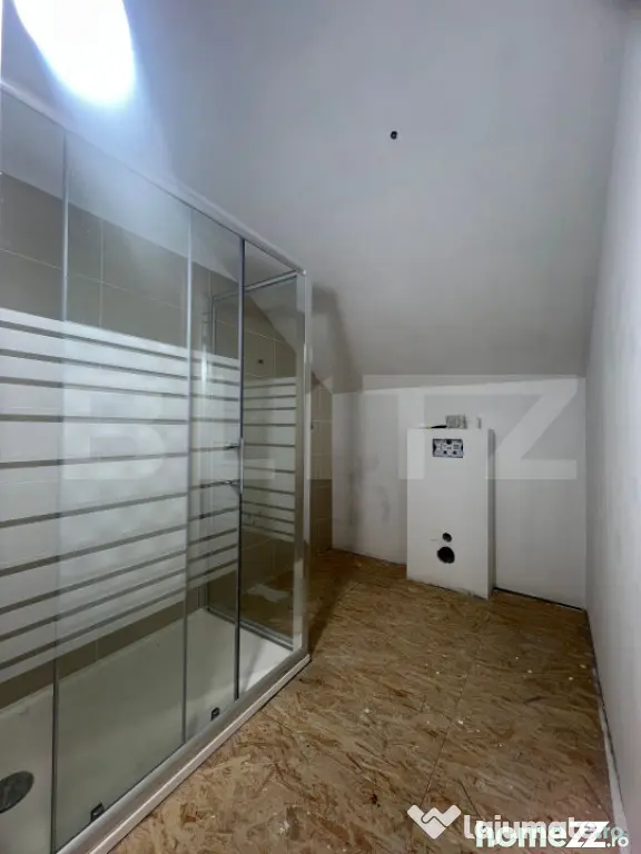 Casa cu 5 camere, 217 mp utili, 1396 mp teren, Cartierul Pri