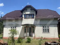 Casă tradițională Vatra Dornei, la stradă asfaltată