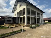 Casa/Vila 450 mp utili, 8000 mp teren + casa in constructie,