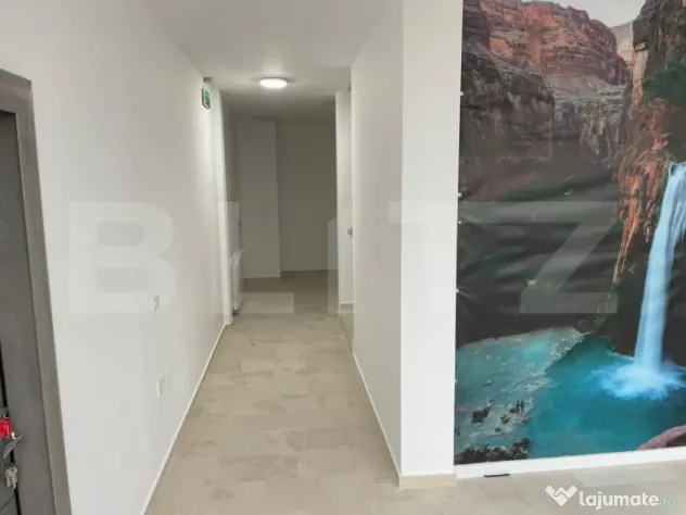 Spatiu birouri-comercial, 600 mp utili, zona Carolina Mall -