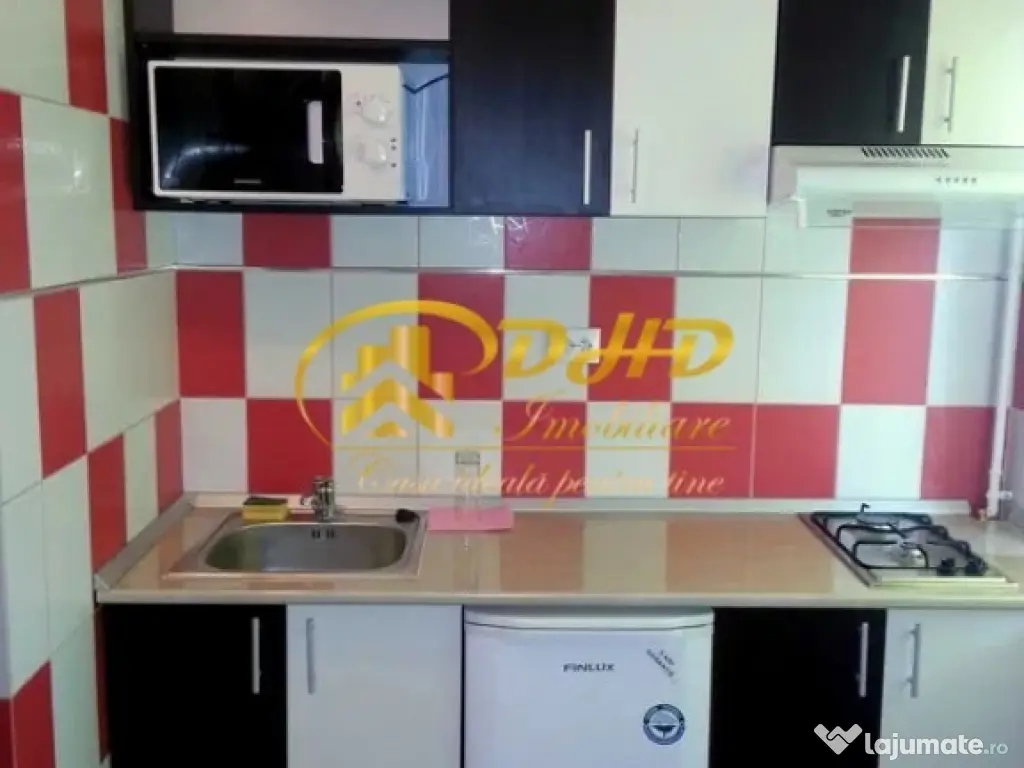 Apartament cu o cameră situat în Tg. Cucu