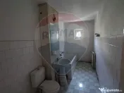 Apartament cu 3 camere str. Alexandru Vlahuta 