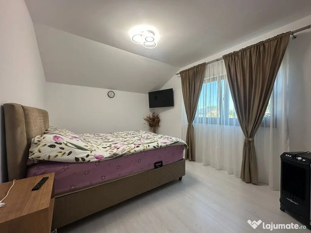 Case moderne în Hălchiu – liniște, intimitate și acces rapid catre BV!