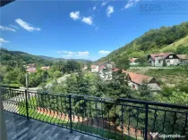 PENSIUNE DEOSEBITA, SIMON, BRAN