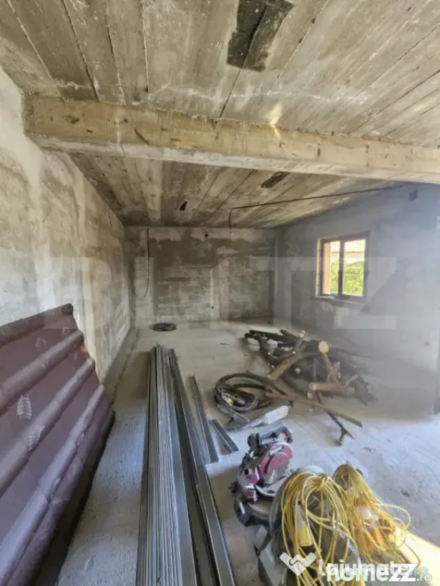 Casă la roșu, de vanzare, 250 mp, zona Slobozia Moara - Slobozia Moara (Dambovita)