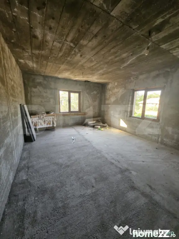 Casă la roșu, de vanzare, 250 mp, zona Slobozia Moara - Slobozia Moara (Dambovita)