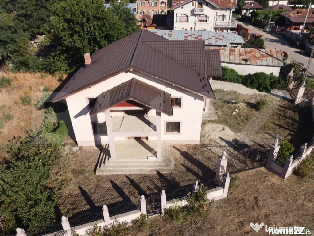 Casă la roșu, de vanzare, 250 mp, zona Slobozia Moara - Slobozia Moara (Dambovita)