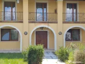Casă / Vilă de lux cu 5 camere de vânzare în Vadu Mol... 