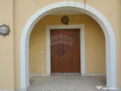 Casă / Vilă de lux cu 5 camere de vânzare în Vadu Mol... 