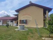 Casă / Vilă de lux cu 5 camere de vânzare în Vadu Mol... 