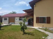 Casă / Vilă de lux cu 5 camere de vânzare în Vadu Mol... 