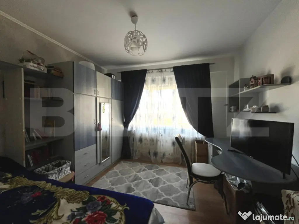 Apartament cu 3 camere, 70 mp, Mircea cel Batran