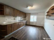 Apartament cu 3 camere și living, în suprafață 76 mp, zo