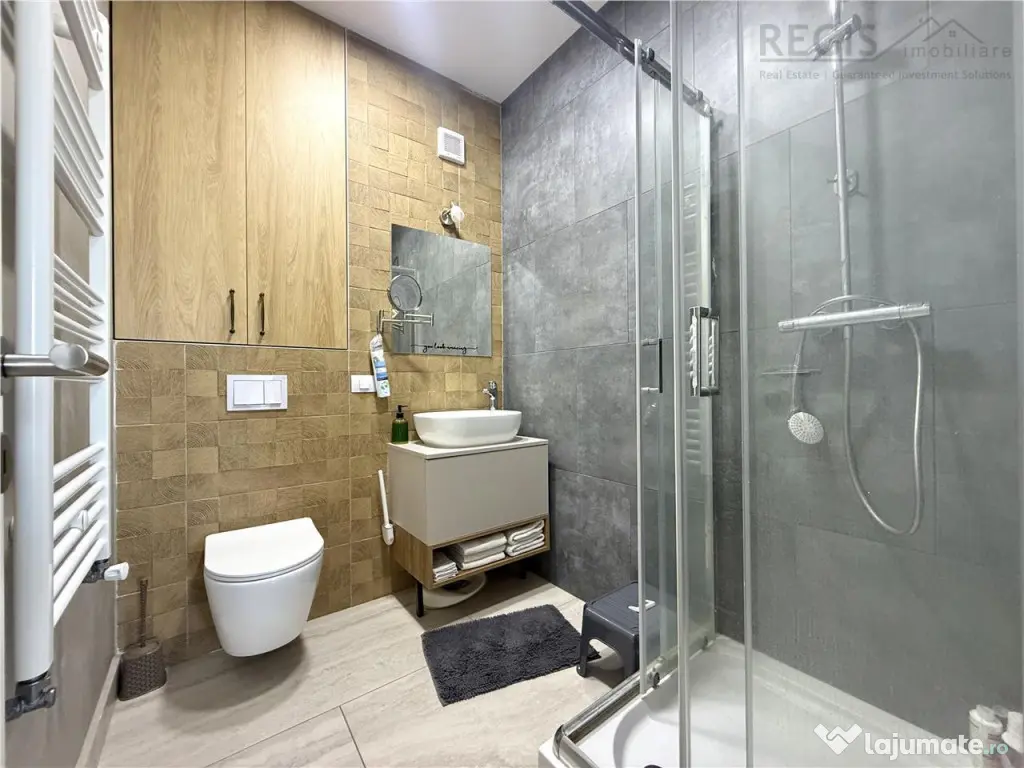 Apartament tip Penthouse, 3 camere, terasa 50mp – Coresi