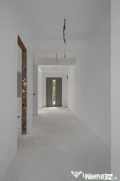 Casa spațioasă P+M, 195 mp, 3 dormitoare și 3 băi –... 