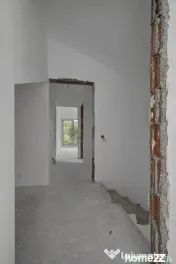 Casa spațioasă P+M, 195 mp, 3 dormitoare și 3 băi –... 