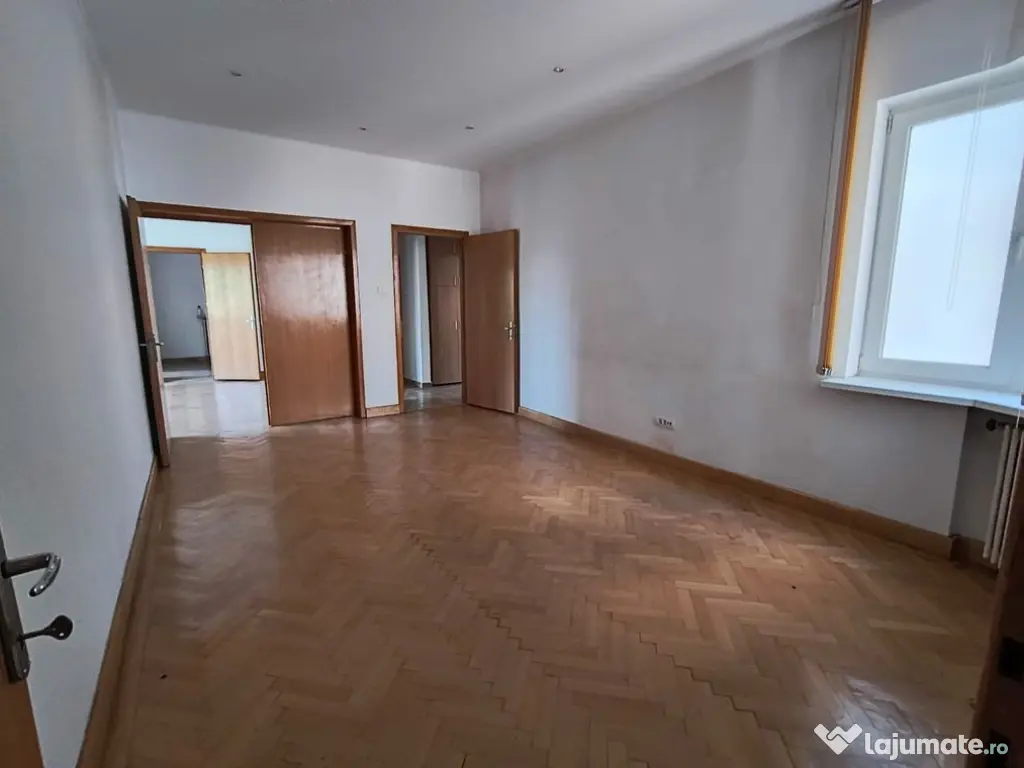 Apartament 4 camere Romana- Lascar Catargiu- stradal