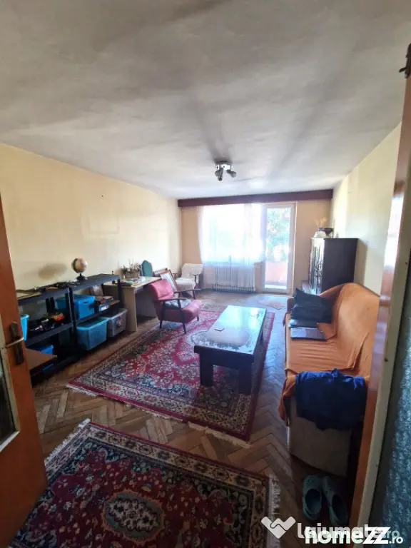 Apartament 3 camere, 80 mp, zona Biblioteca Judeteana