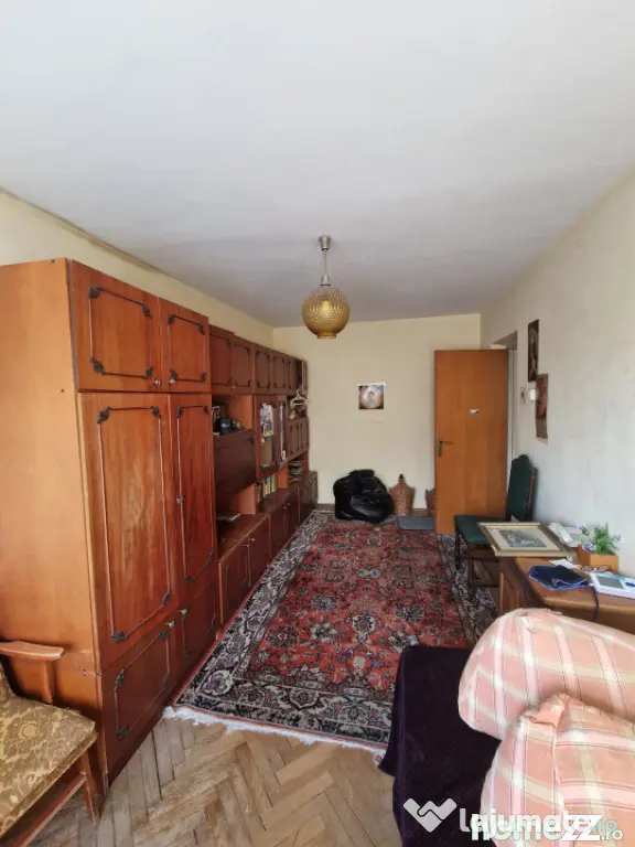 Apartament 3 camere, 80 mp, zona Biblioteca Judeteana