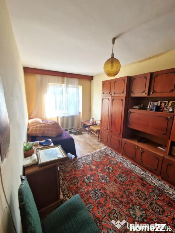 Apartament 3 camere, 80 mp, zona Biblioteca Judeteana
