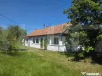 Casa tărănească in centru- Hătuica