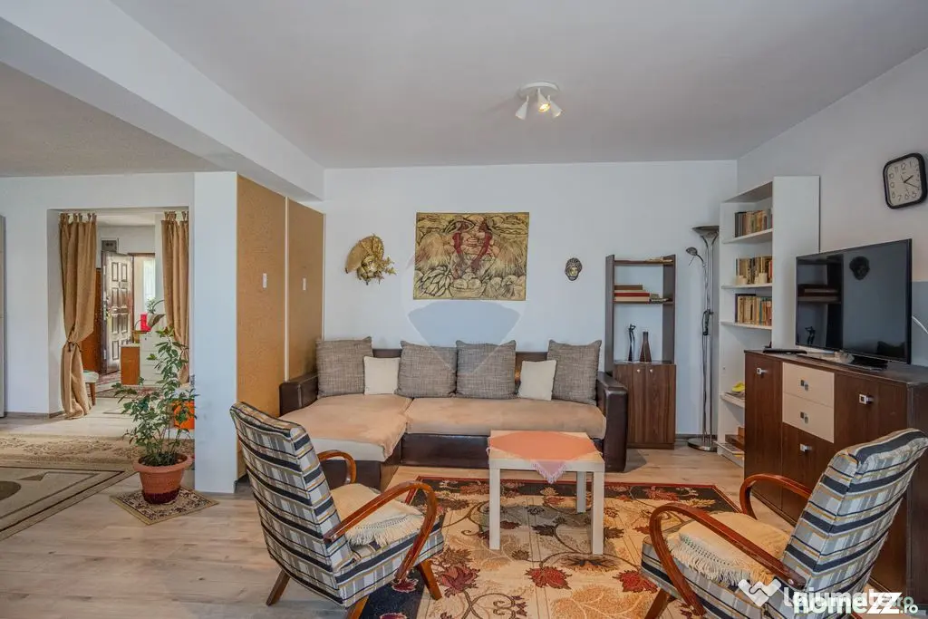 VILĂ DE POVESTE | 300mp utili | în inima naturii | OPOR...