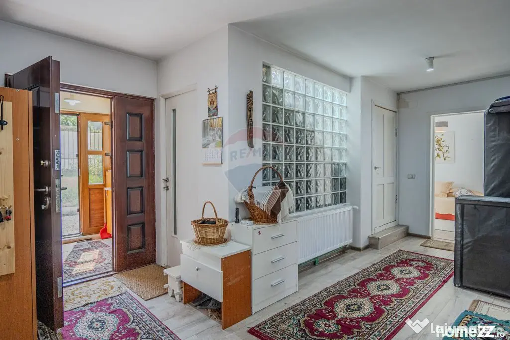 VILĂ DE POVESTE | 300mp utili | în inima naturii | OPOR...