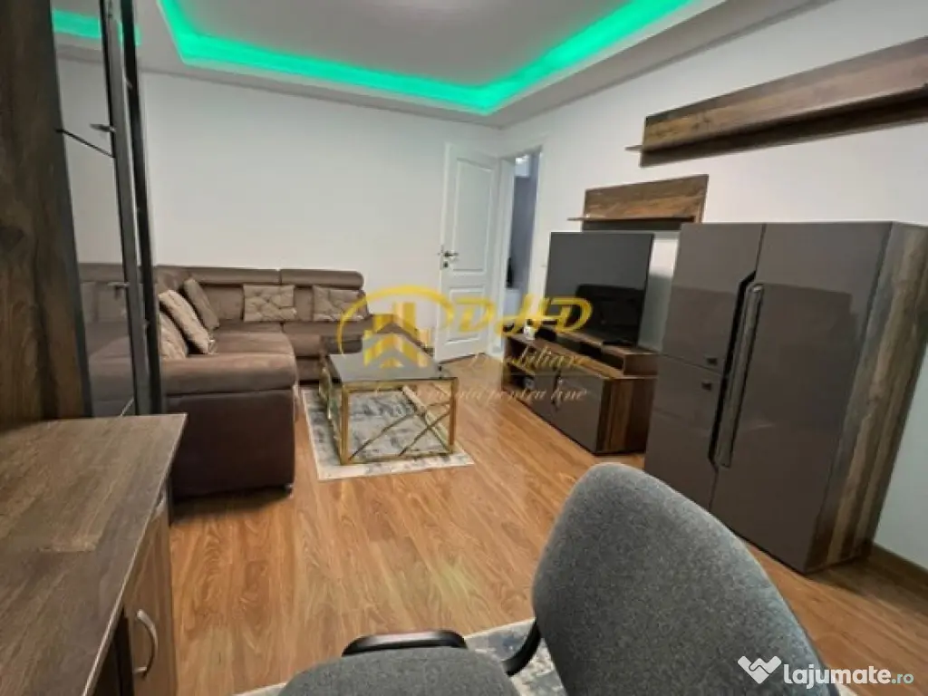 Ap. 2 cam decomandat Palas, renovat, centrală, AC