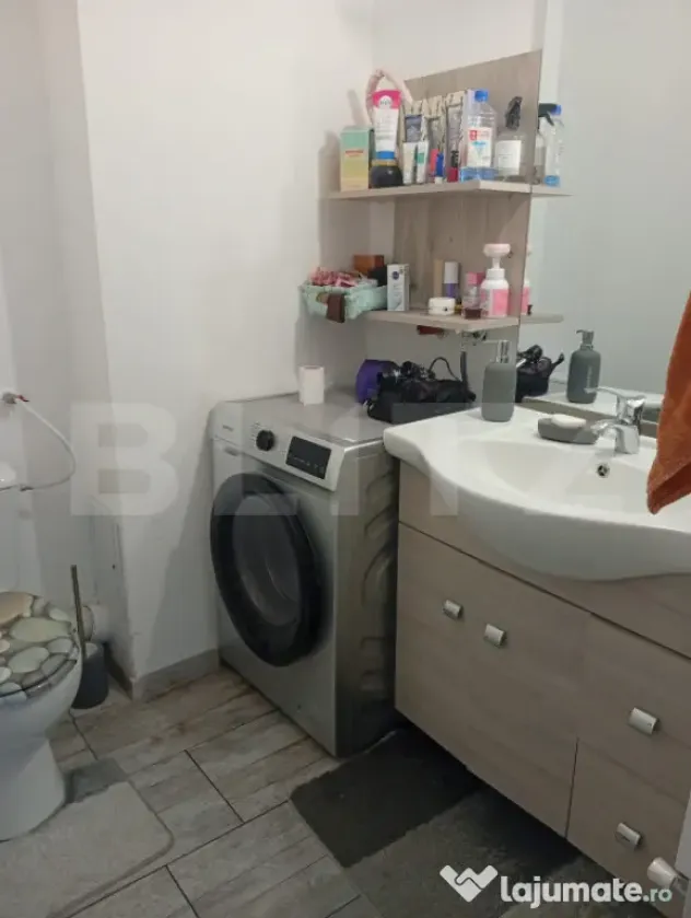 Apartament 3 camere 83mp+ balcon