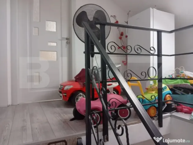 Apartament 3 camere 83mp+ balcon