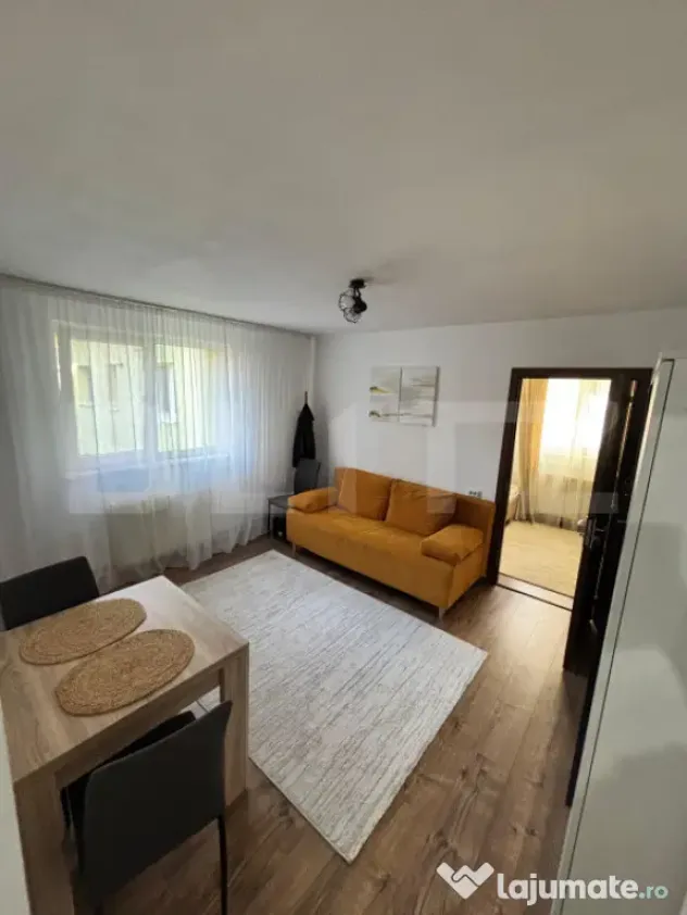 Apartament de vânzare, cu 2 camere, 35 mp, etaj 4/4, zona D