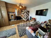 Apartament 3 camere, etaj 3 - zona Decebal 