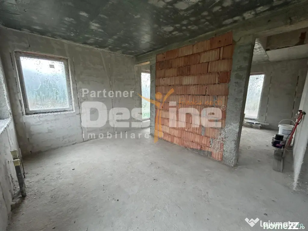Casa individuala 120mp Teren 360mp Parcare Terasa si Curte