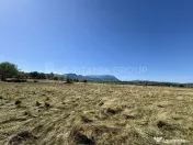 Teren intravilan parcelabil, priveliște spre munți, Soh... 