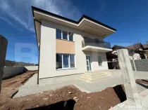 Casă modernă, 150 mp utili, teren 476 mp, zona Cetate