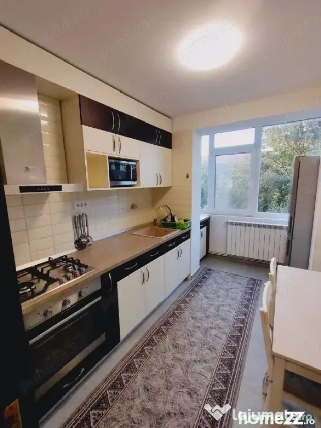 Apartament cu 2 Camere Decomandate Zona Ultracentrala