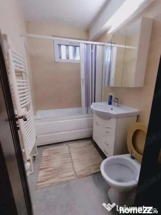 Apartament cu 2 Camere Decomandate Zona Ultracentrala