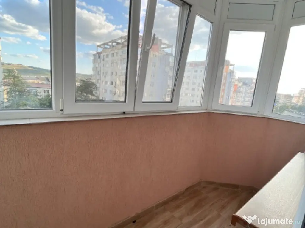 Apartament 2 cam dec, Păcurari Alpha Bank, 500 euro
