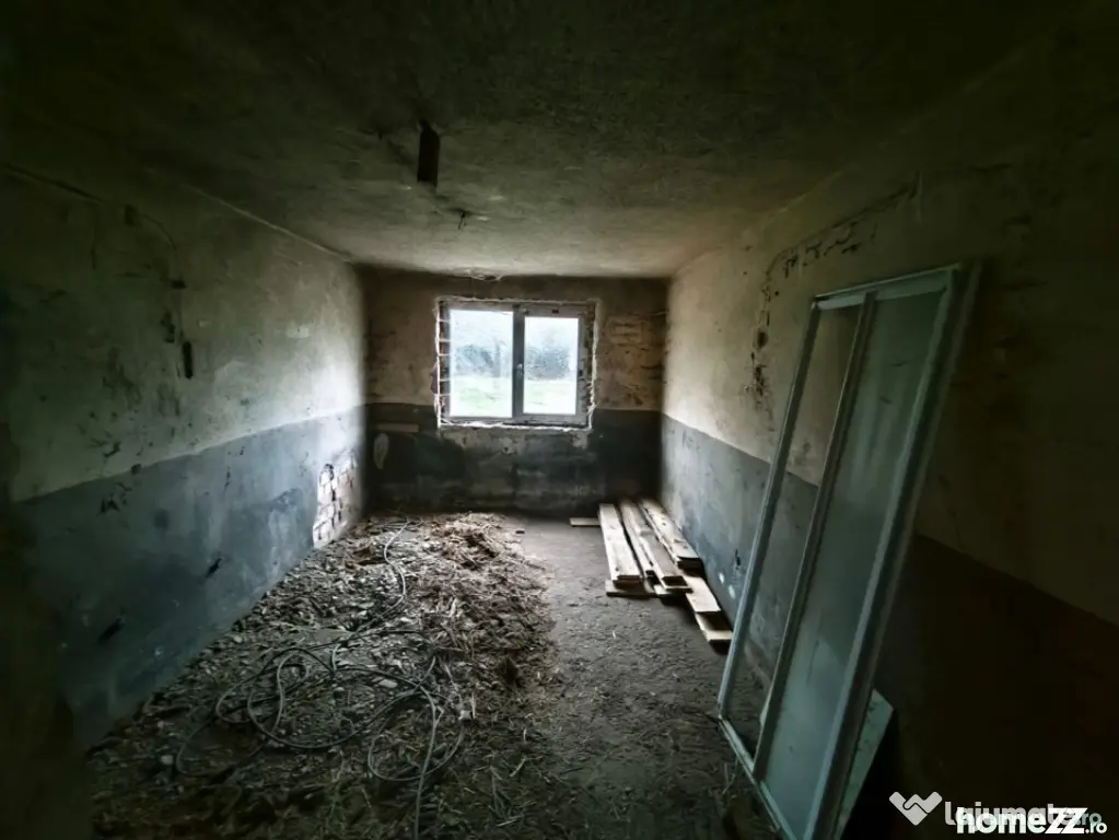 Hala + teren 8000mp de inchiriat, zona Manastioara, Siret