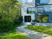 Casă Moderna De Vanzare 