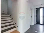 Vila 6 camere | curte generoasa | Tunari - Nord 