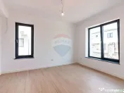 Vila 6 camere | curte generoasa | Tunari - Nord 