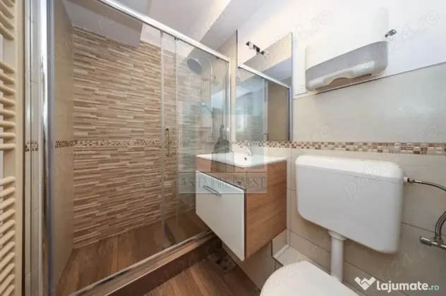 Apartament 4 camere, 2 bai, 3 terase - zona Centrul Civic