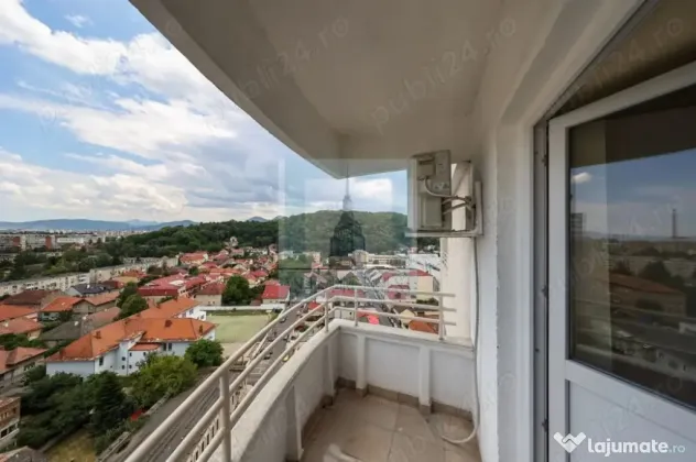 Apartament 4 camere, 2 bai, 3 terase - zona Centrul Civic