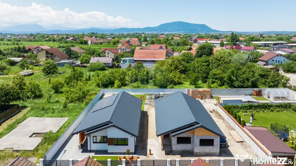 Comision 0 %! Casă cu 4 camere de vânzare în zona Stup...