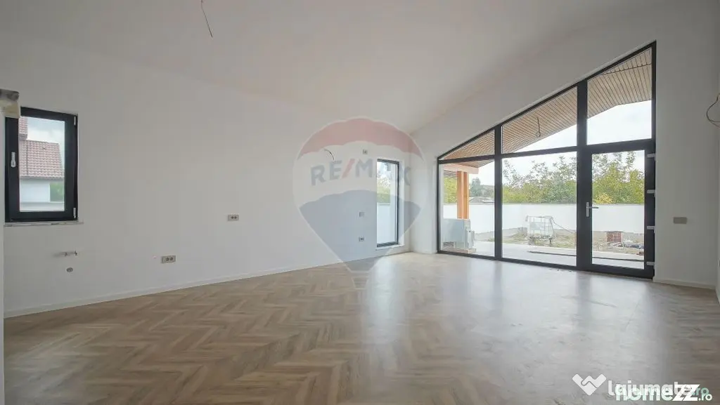 Comision 0 %! Casă cu 4 camere de vânzare în zona Stup...