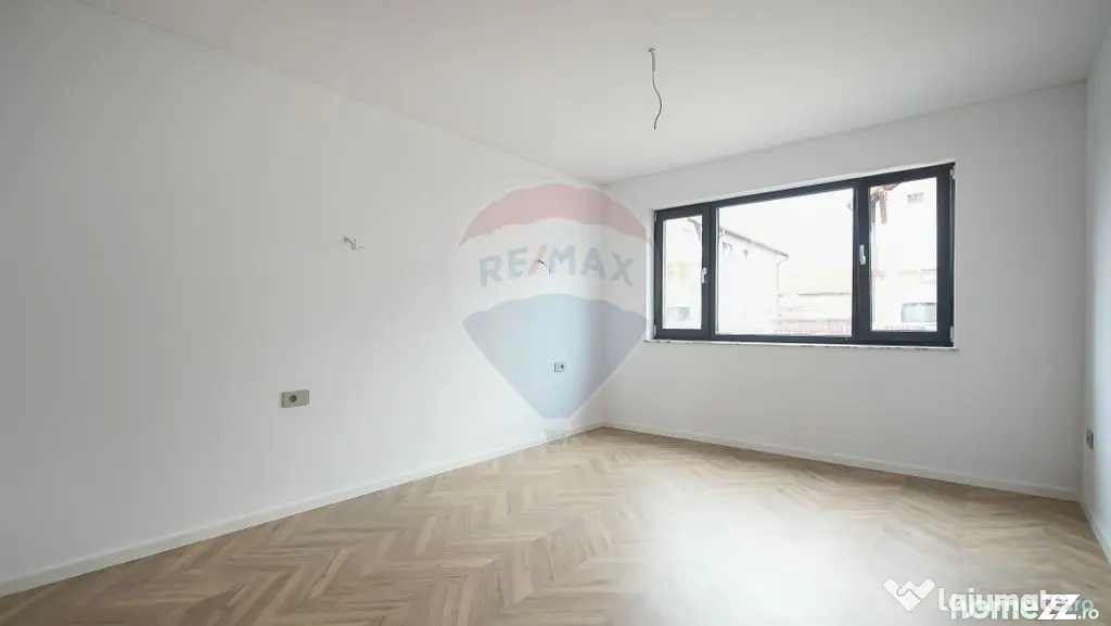 Comision 0 %! Casă cu 4 camere de vânzare în zona Stup...