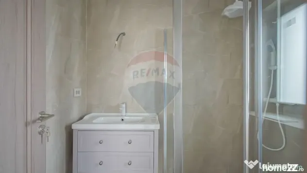Comision 0 %! Casă cu 4 camere de vânzare în zona Stup...