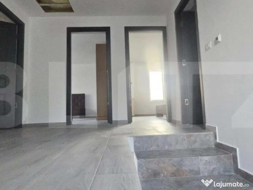 Casă 140 mp, 300 mp teren, zona Priseaca