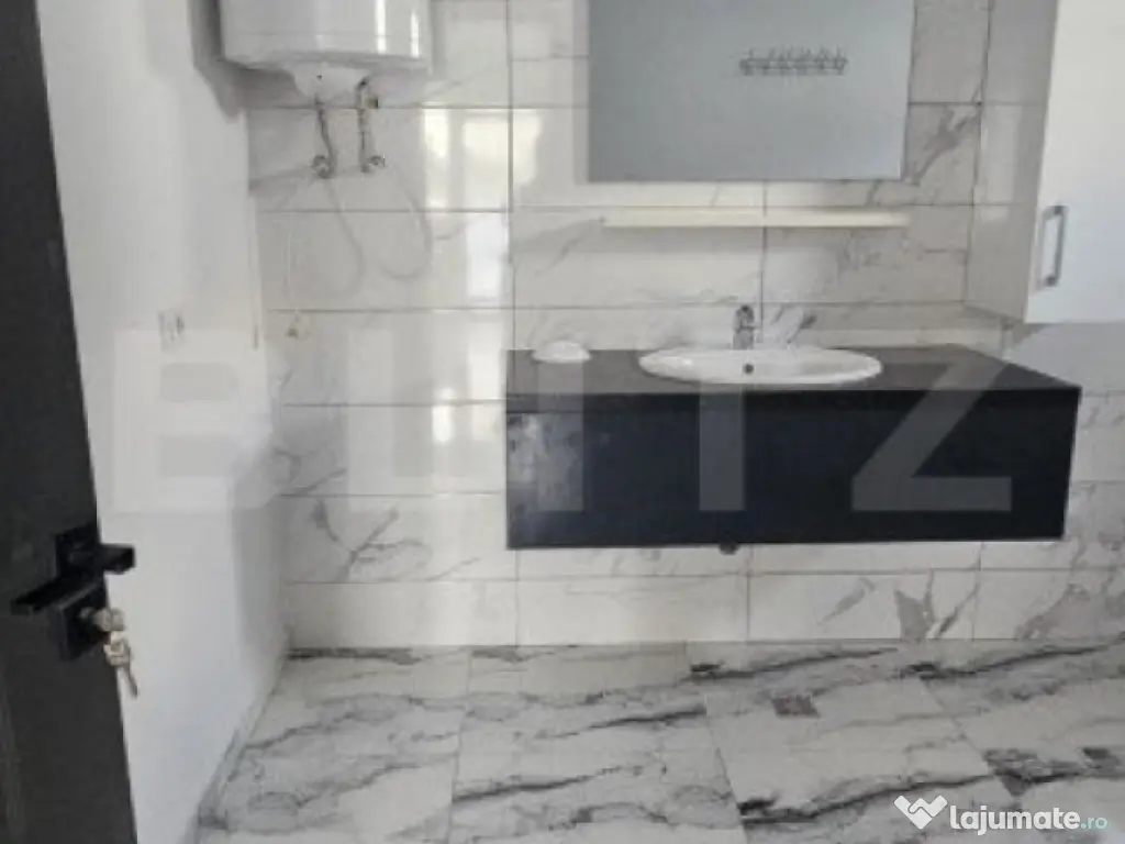 Casă 140 mp, 300 mp teren, zona Priseaca